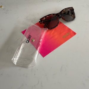 Quay Polarized tortoise oversized sunnies